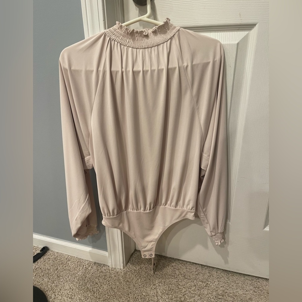 Express tan bodysuit size xs